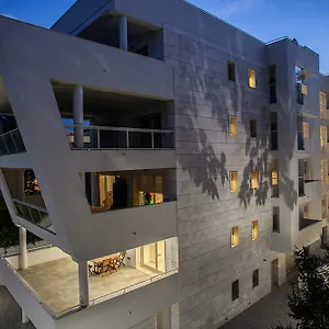 https://residences-del-teatro.in-sardinia.net